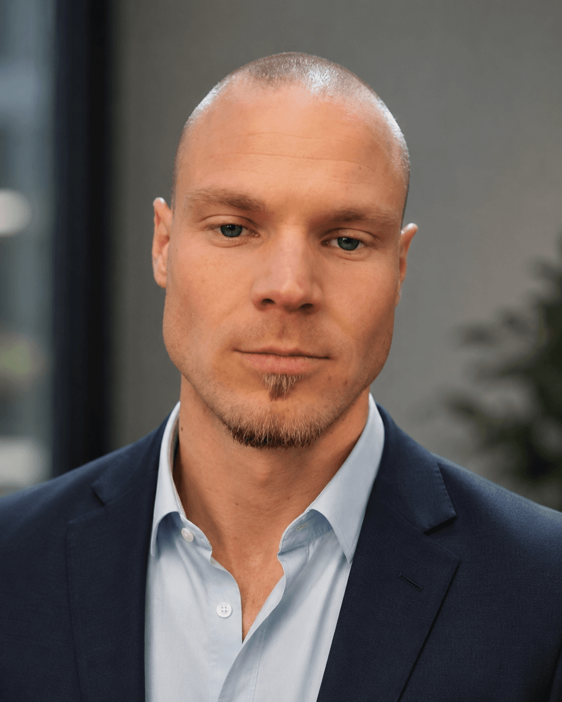 Dusten Hale in a professional portrait.